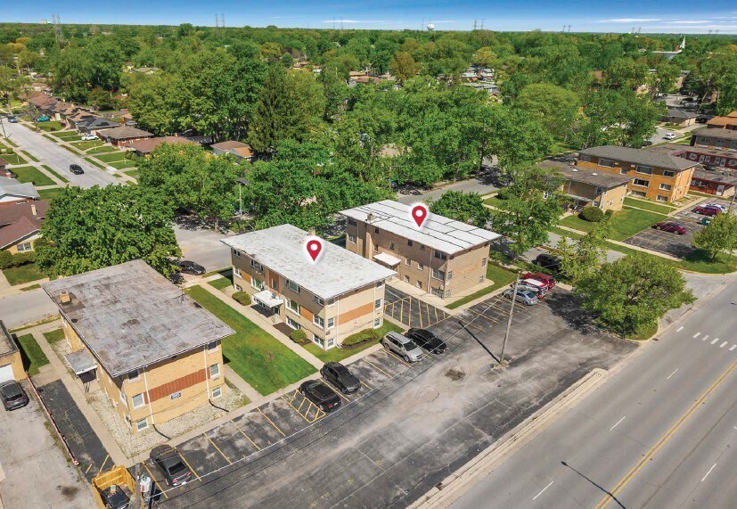 18416 & 18422 Torrence Ave portefeuille de 2 biens à vendre sur LoopNet.fr - Photo de l’immeuble – Image 1 sur 7