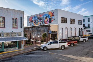 Plus de détails pour 204 S Park St, Brenham, TX - Local commercial à louer