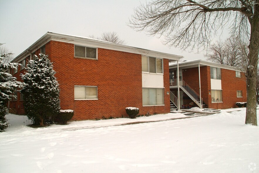 10400 Whittier St, Detroit, MI à vendre - Photo principale – Image 1 sur 15