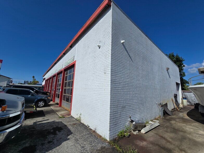 1137 US Highway 19, Holiday, FL à vendre - Photo de l’immeuble – Image 3 sur 31