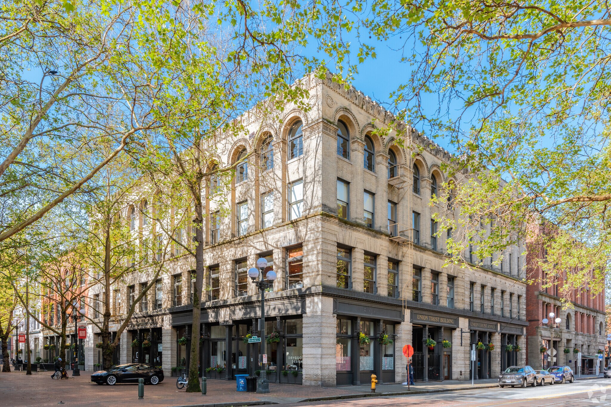 119 S Main St, Seattle, WA à louer Photo principale– Image 1 sur 32