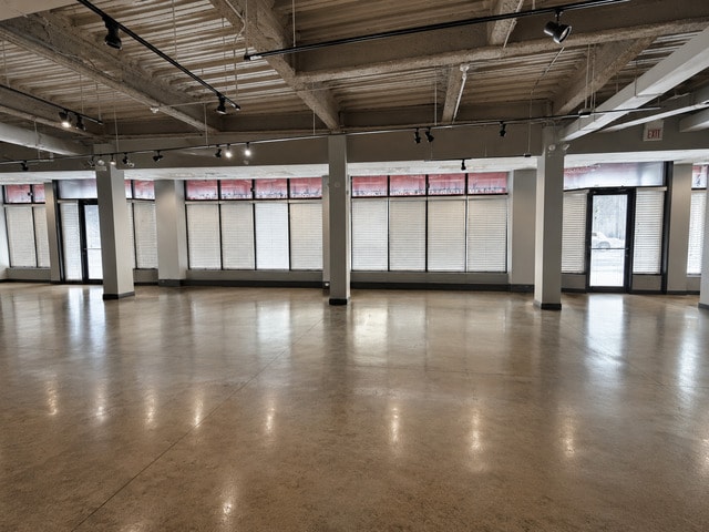 4420-4428 N Clark St, Chicago, IL 60640 - Lot 1st Floor - - Photo intérieure - Image 2 of 2