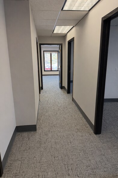 735 S Garfield Ave, Traverse City, MI à louer - Photo intérieure – Image 2 sur 5
