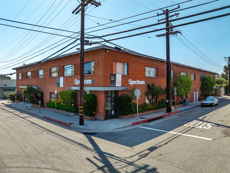 2939 Nebraska Ave, Santa Monica, CA à vendre - Photo de l’immeuble – Image 1 sur 11