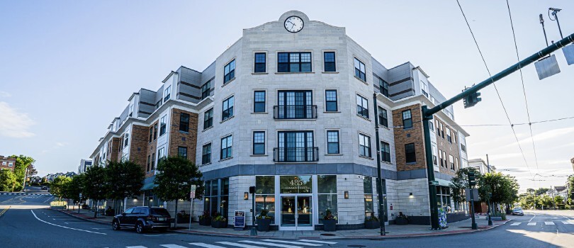 485 Common St, Belmont, MA à louer - Photo de l’immeuble – Image 1 sur 2