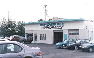 Plus de détails pour 351 Lincoln Hwy, Fairless Hills, PA - Local commercial à vendre