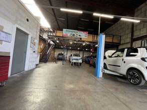 16-34 Rue Du Buisson Aux Fraises, Massy à louer Photo de l’immeuble– Image 2 sur 17