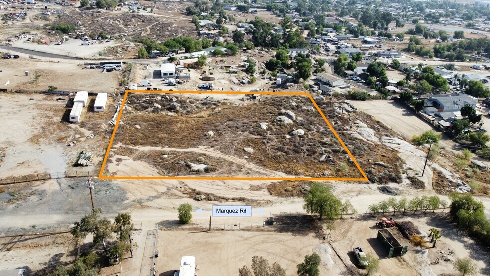 22345 Marquez Road, Perris, CA à vendre - Photo de l’immeuble – Image 2 sur 3