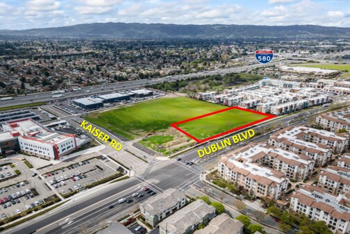 Dublin Blvd @ Kaiser Rd, Dublin, CA à vendre - Aérien – Image 3 sur 8