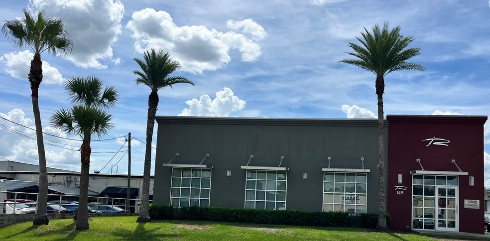 145 Ronning Way, Longwood, FL à vendre - Photo de l’immeuble – Image 1 sur 17