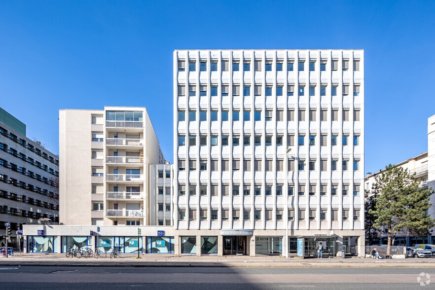 96 Avenue Félix Faure, Lyon à vendre - Photo de l’immeuble – Image 3 sur 4