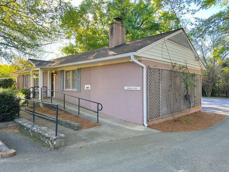 513 Gaines School Rd, Athens, GA à vendre - Photo de l’immeuble – Image 3 sur 21