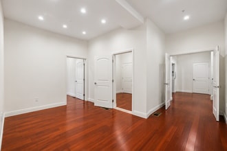 1112 N Sherbourne Dr, West Hollywood, CA à louer Photo intérieure– Image 1 sur 13