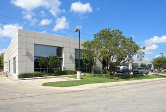 Plus de détails pour 9527 McCullough Ave, San Antonio, TX - Local d'activités à louer