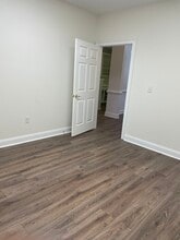 3221 S Cherokee Ln, Woodstock, GA à louer Photo intérieure– Image 2 sur 8