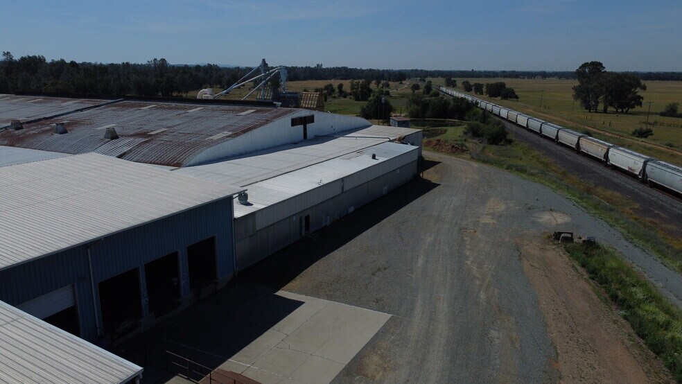 1980 Kusel Rd, Oroville, CA à louer - Photo de l’immeuble – Image 2 sur 33