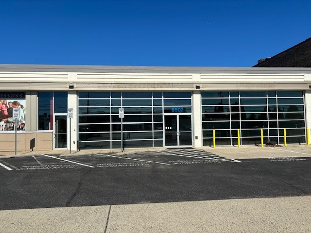 8500-8502 Lee Hwy, Fairfax, VA à louer - Photo de l’immeuble – Image 1 sur 9