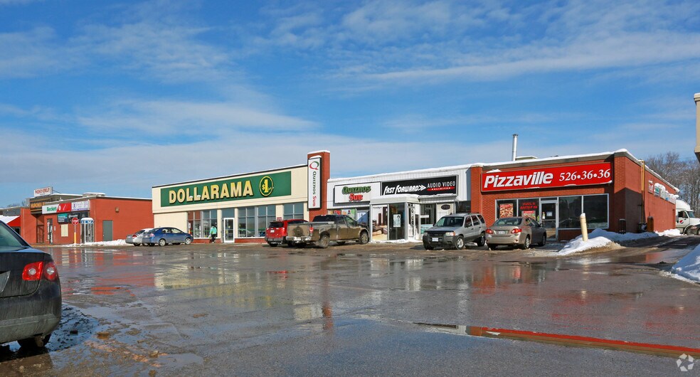9225 Highway 93, Midland, ON à louer - Photo de l’immeuble – Image 2 sur 5