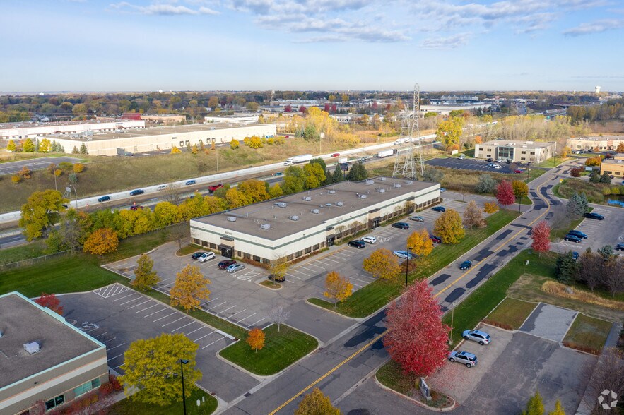 410-424 N Hayward Ave, Oakdale, MN à vendre - Photo de l’immeuble – Image 1 sur 1