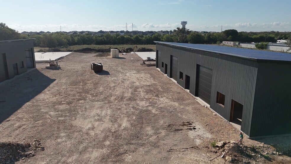 4540 FM 1102, New Braunfels, TX à louer - Photo de l’immeuble – Image 3 sur 7