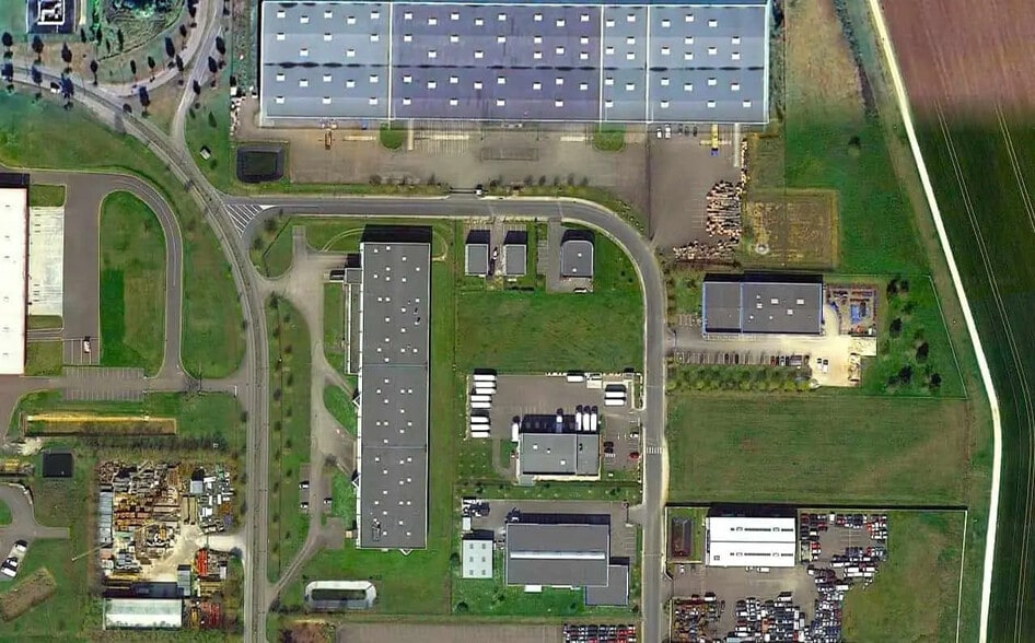 Terrain dans Saint-Denis-lès-Sens à vendre - Aérien – Image 2 sur 4