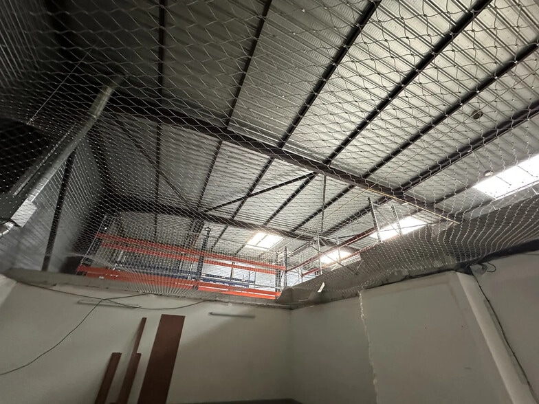 Industriel/Logistique dans Reims à louer - Photo intérieure – Image 3 sur 4