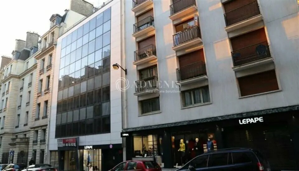 Bureau dans Paris à louer Photo de l’immeuble– Image 1 sur 4
