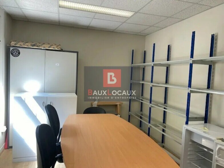 Bureau dans Avignon à louer - Photo de l’immeuble – Image 3 sur 5