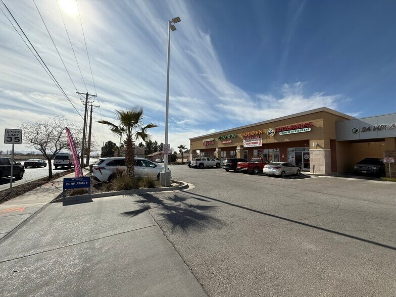 6101 Upper Valley Rd, El Paso, TX à louer - Photo de l’immeuble – Image 2 sur 3
