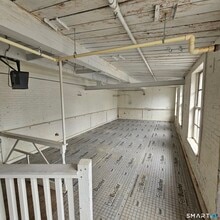 642 Hilliard St, Manchester, CT à louer Photo intérieure– Image 2 sur 3