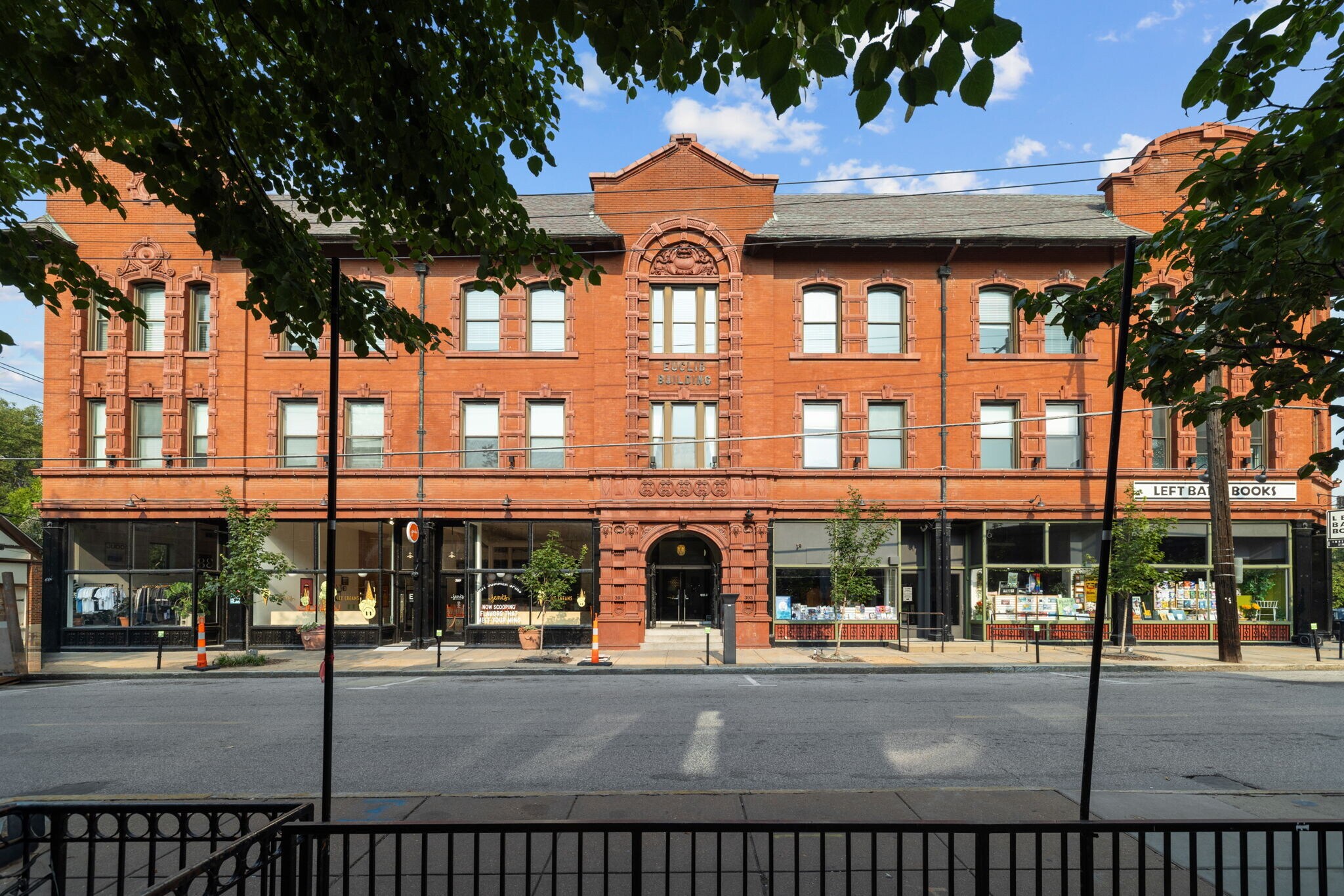 387-399 N Euclid Ave, Saint Louis, MO à louer Photo de l’immeuble– Image 1 sur 11
