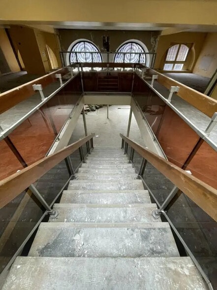 Local commercial dans Reims à louer - Photo de l’immeuble – Image 2 sur 20