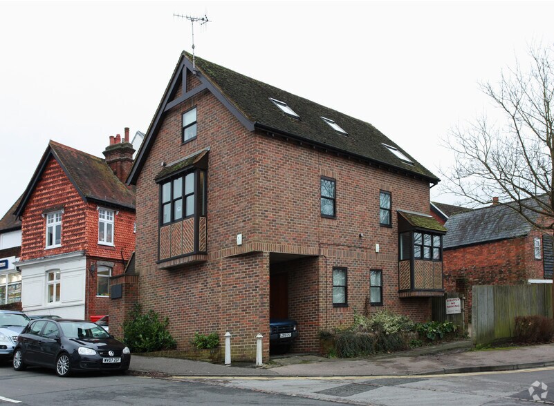 1 Wathen Rd, Dorking à louer - Photo de l’immeuble – Image 3 sur 3