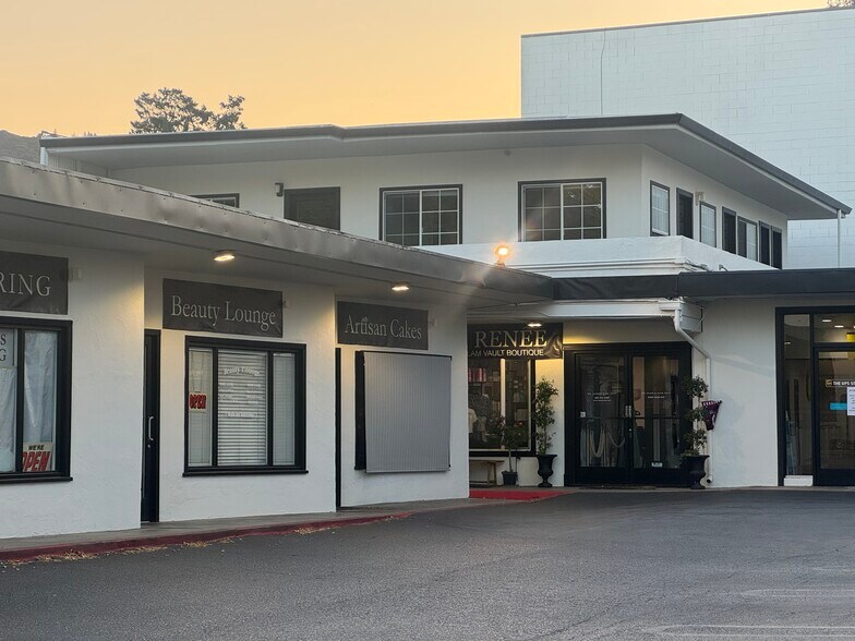 479 N Santa Cruz Ave, Los Gatos, CA à louer - Photo de l’immeuble – Image 1 sur 14
