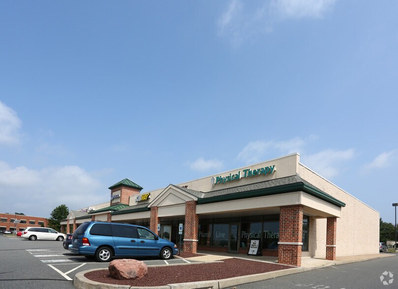 955 Benjamin Franklin Hwy, Douglassville, PA à louer - Photo de l’immeuble – Image 2 sur 12