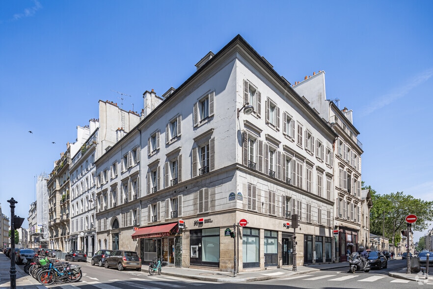 41 Rue Vaneau, Paris à louer - Photo de l’immeuble – Image 1 sur 5