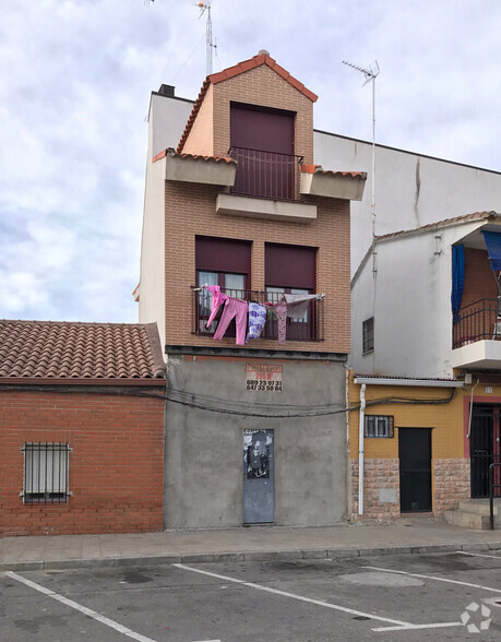 Calle Hermano Eusebio, 2, Yeles, Toledo à vendre - Photo de l’immeuble – Image 2 sur 2