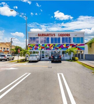 Plus de détails pour Barbarita's Liquor Dis Wholesale. – Industriel/Logistique à vendre