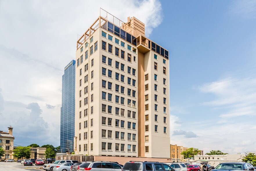 212 Center St, Little Rock, AR à louer - Photo de l’immeuble – Image 2 sur 8