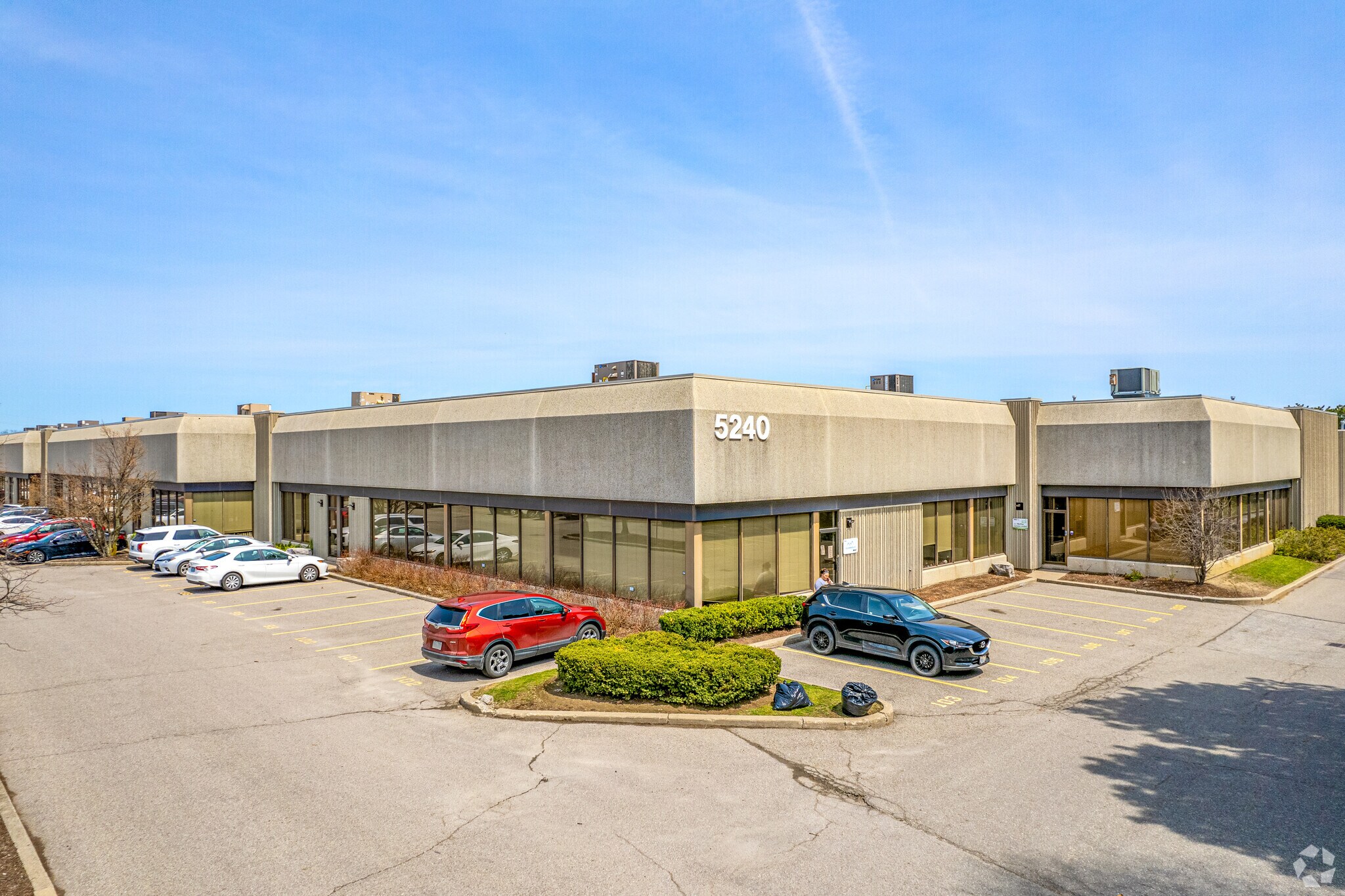 5240 Finch Ave E, Toronto, ON à louer Photo principale– Image 1 sur 5