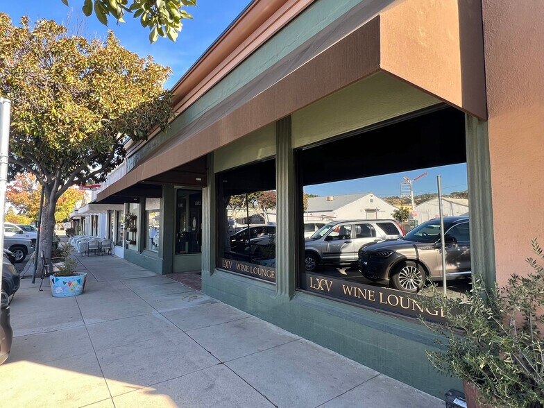 1306 Pine St, Paso Robles, CA à vendre - Photo de l’immeuble – Image 3 sur 20