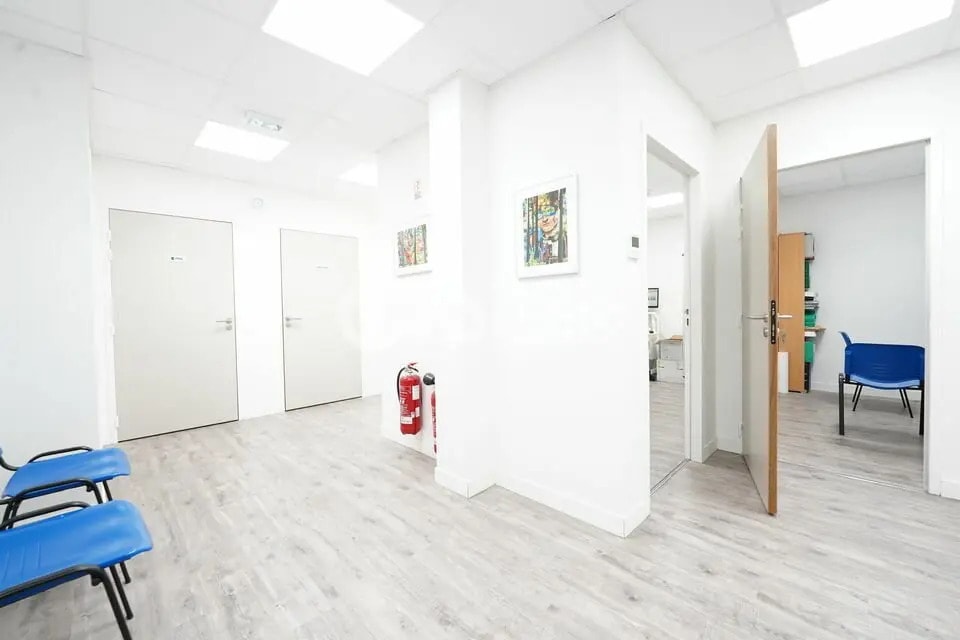 Bureau dans Bourgoin-Jallieu à louer Photo intérieure– Image 1 sur 7