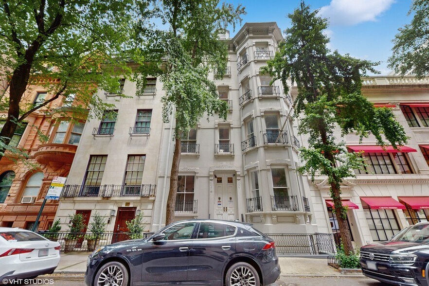 19 E 75th St, New York, NY à vendre - Photo de l’immeuble – Image 1 sur 27