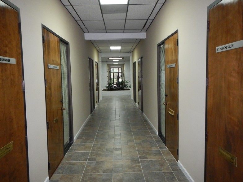 5830 Mount Moriah Rd, Memphis, TN à louer - Photo intérieure – Image 3 sur 4