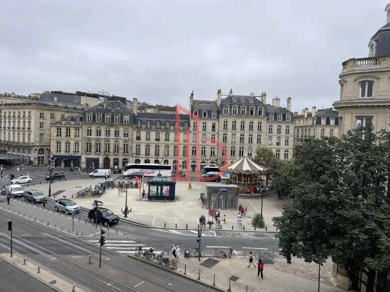 Bureau dans Bordeaux à louer - Photo de l’immeuble – Image 1 sur 3
