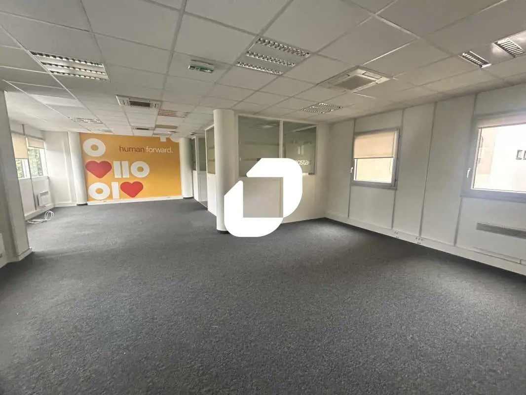 Bureau dans Argenteuil à louer Photo de l’immeuble– Image 1 sur 10