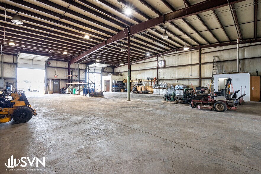 709 Allenridge Pt, Lexington, KY à louer - Photo de l’immeuble – Image 3 sur 12
