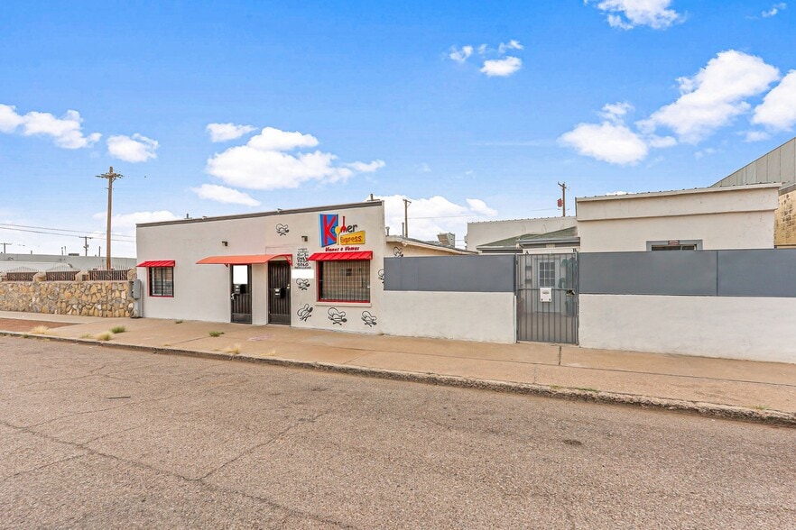 2222 Bassett Ave, El Paso, TX à vendre - Photo principale – Image 1 sur 84