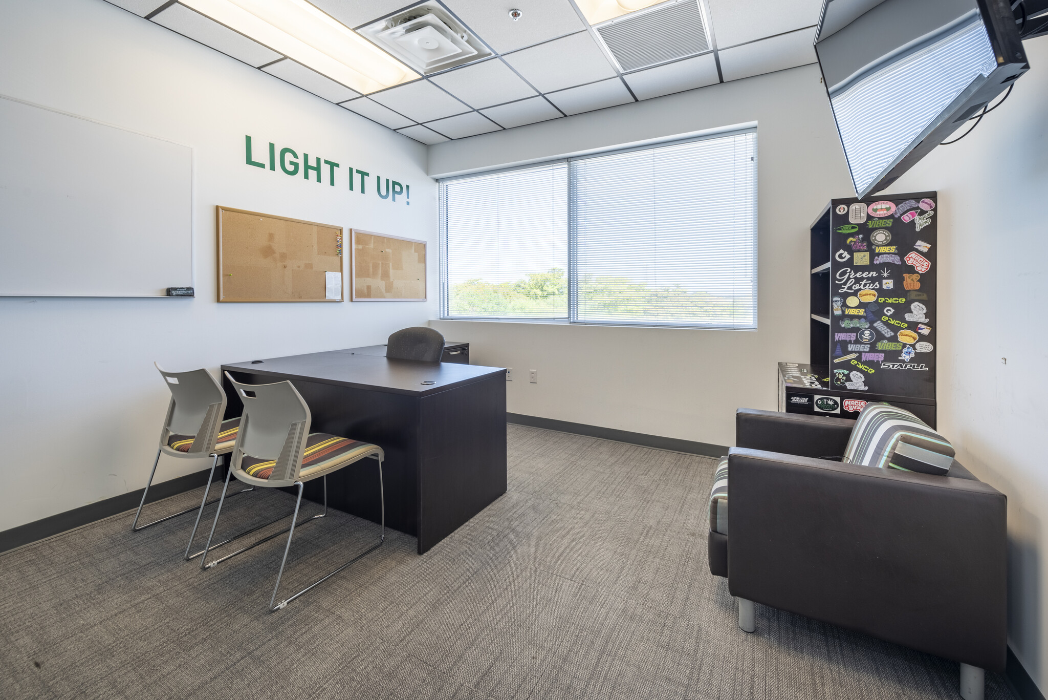 1095 Broken Sound Pky, Boca Raton, FL à louer Photo intérieure– Image 1 sur 3