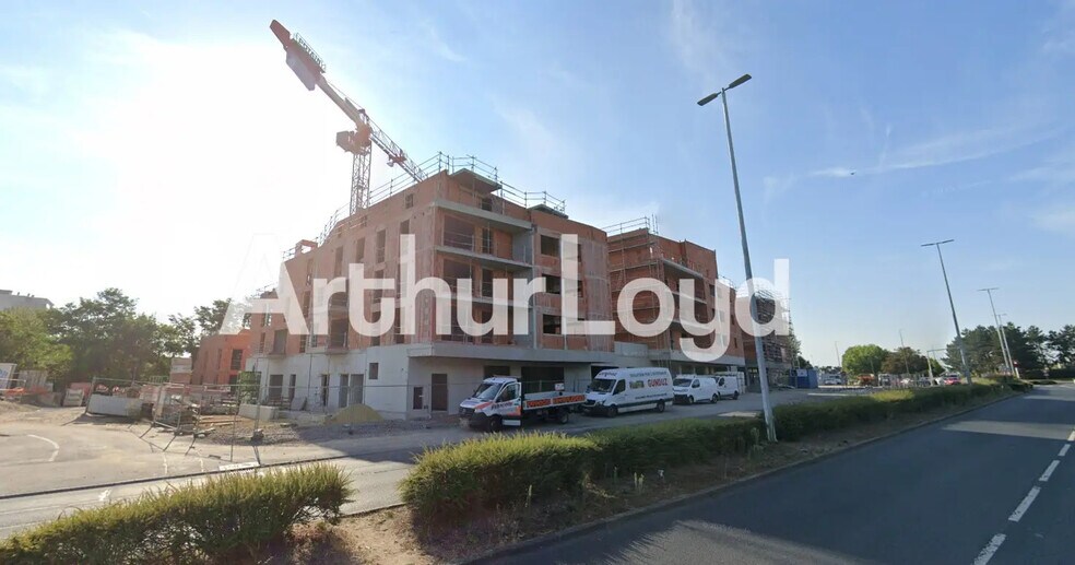 Bureau dans Caen à louer - Photo de l’immeuble – Image 2 sur 2